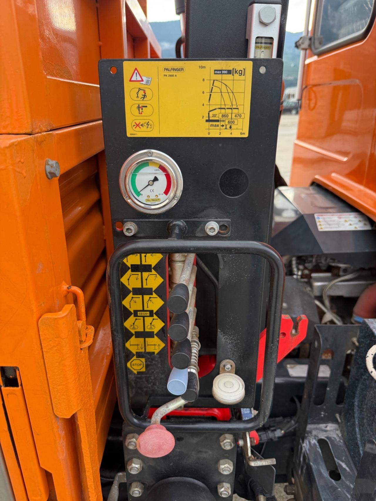 Bonetti 4x4 con Gru Palfinger PK 2900 – 07/2019 – 49.982 km – Euro 6