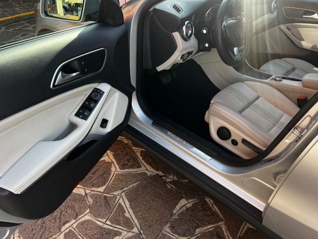 MERCEDES-BENZ GLA 220 Automatic 4Matic