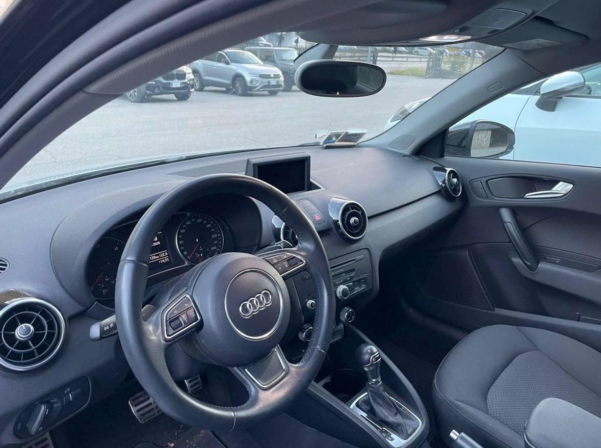 Audi A1 SPB 1.6 TDI S tronic line edition