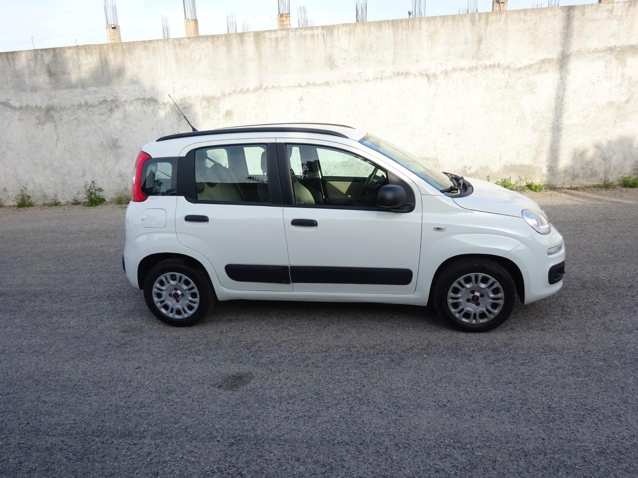 Fiat Panda 1.3 MJT 75 CV S&S Lounge