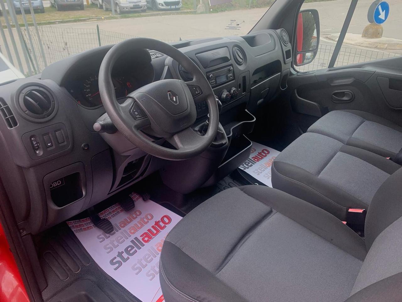 Renault Master T35 2.3 dCi/130 PM Cabinato