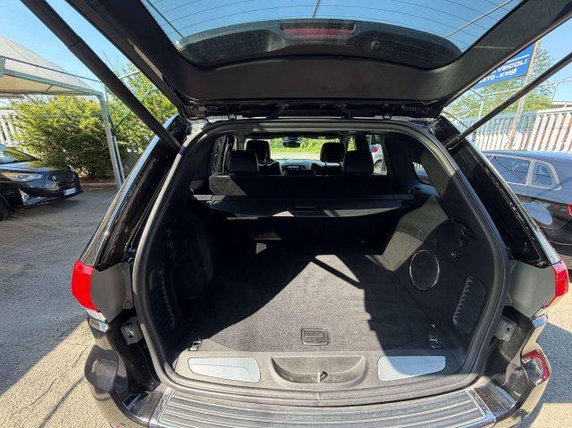 JEEP Grand Cherokee Grand Cherokee IV3.0 V6 Limited 250cv auto my18 E6