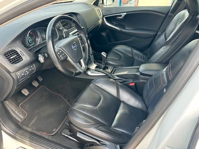 Volvo V40 Cross Country D2 1.6 Ocean Race