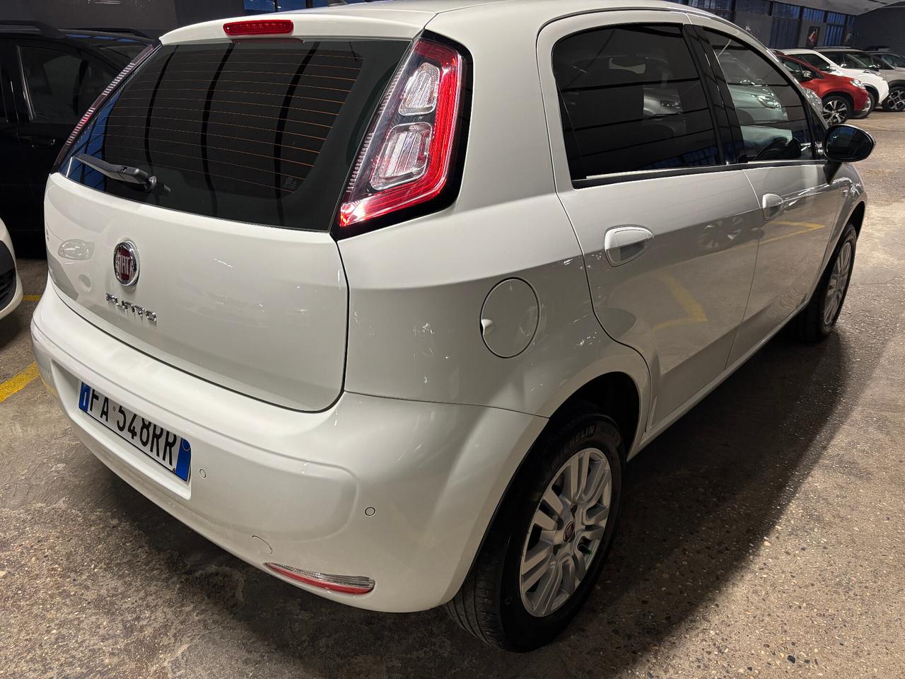 Fiat Punto 1.4 8V 57KW 75CV Natural Power Lounge