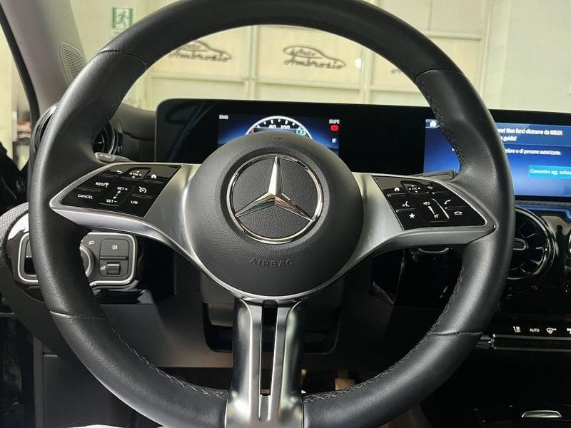 Mercedes-Benz Classe A A 180 d auto TUA DA 339,00 AL MESE