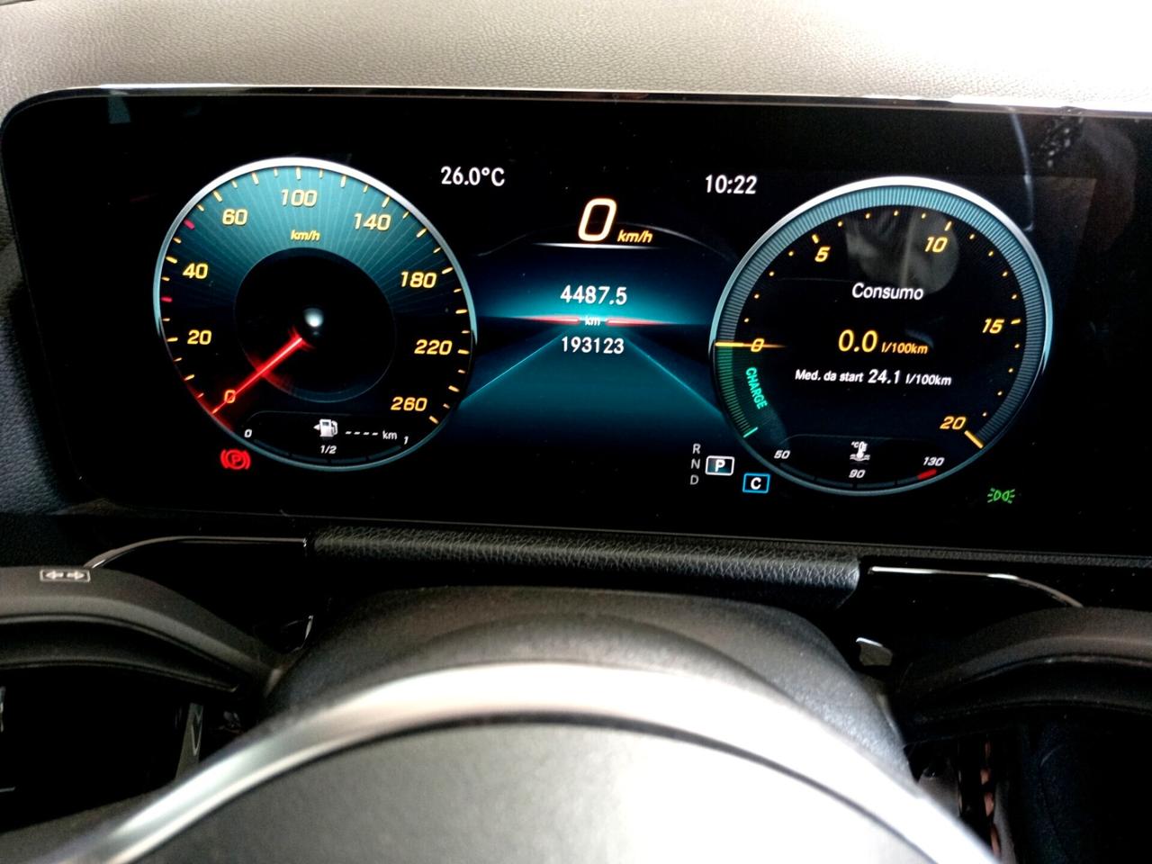 Mercedes-benz GLA 200 d Automatic 4Matic Premium AMG LUCI AMBIENT DISPLAY FULL HD GRANDE