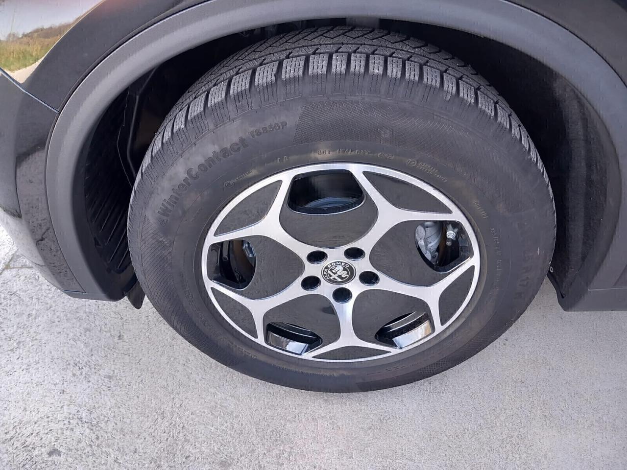 Alfa Romeo Stelvio 2.2 Turbodiesel 190 CV AT8 Q4 Ti