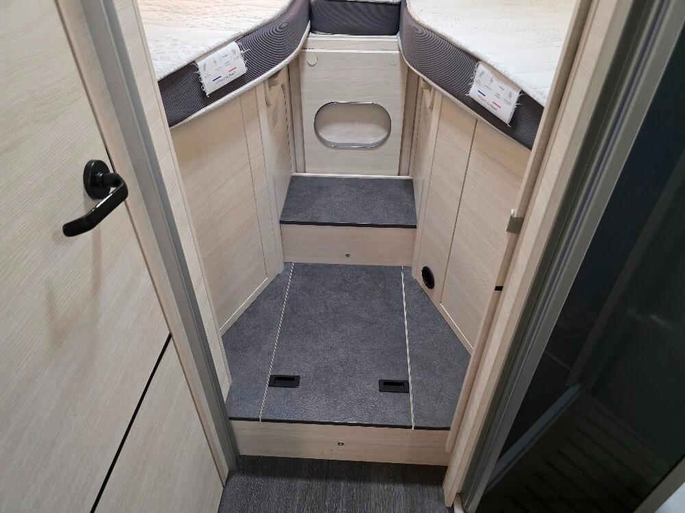 CAMPER CHALLENGER 337GA ULTIMATE