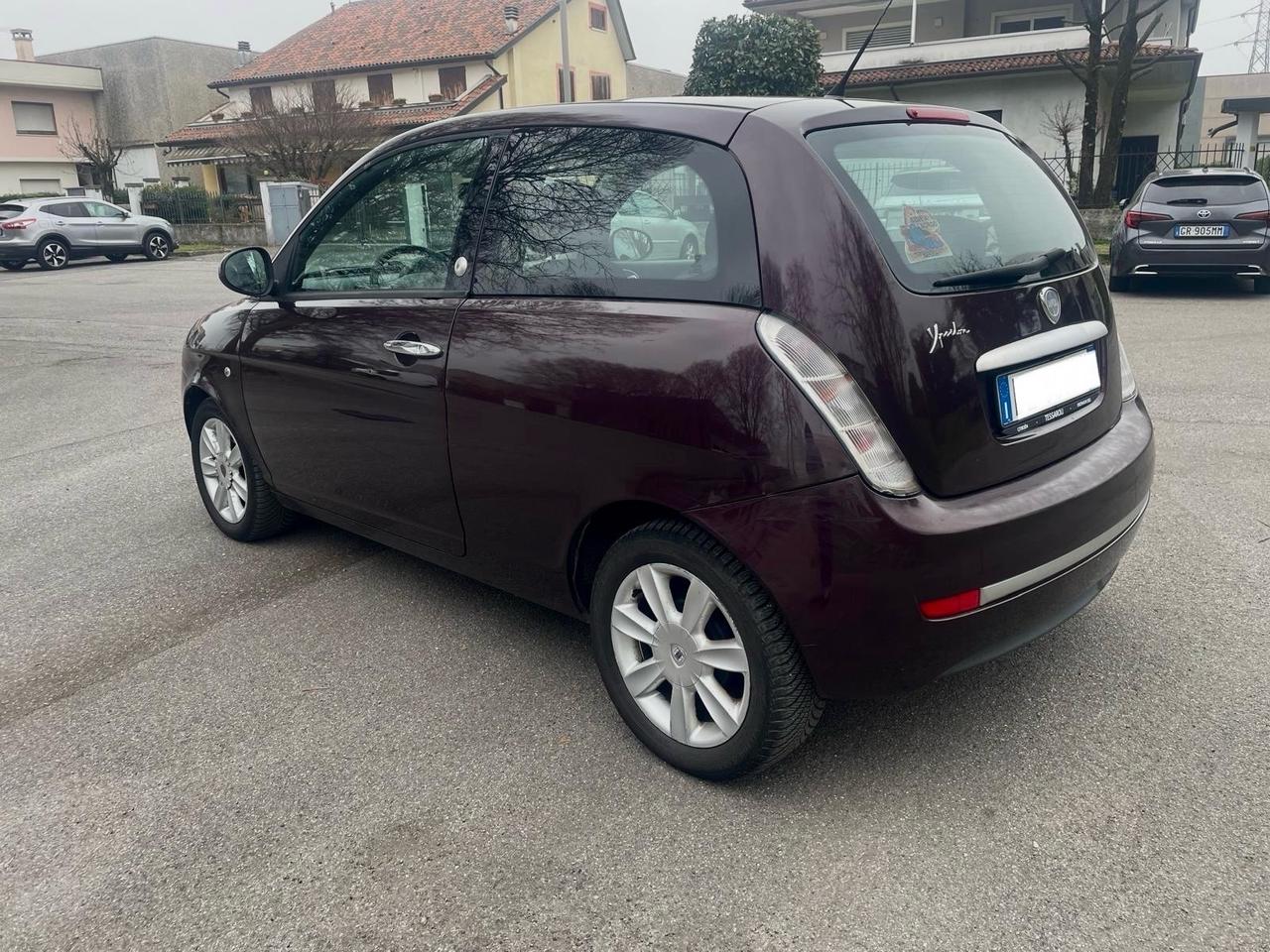 Lancia Ypsilon 1.4 Oro Ecochic GPL per Neopatentati