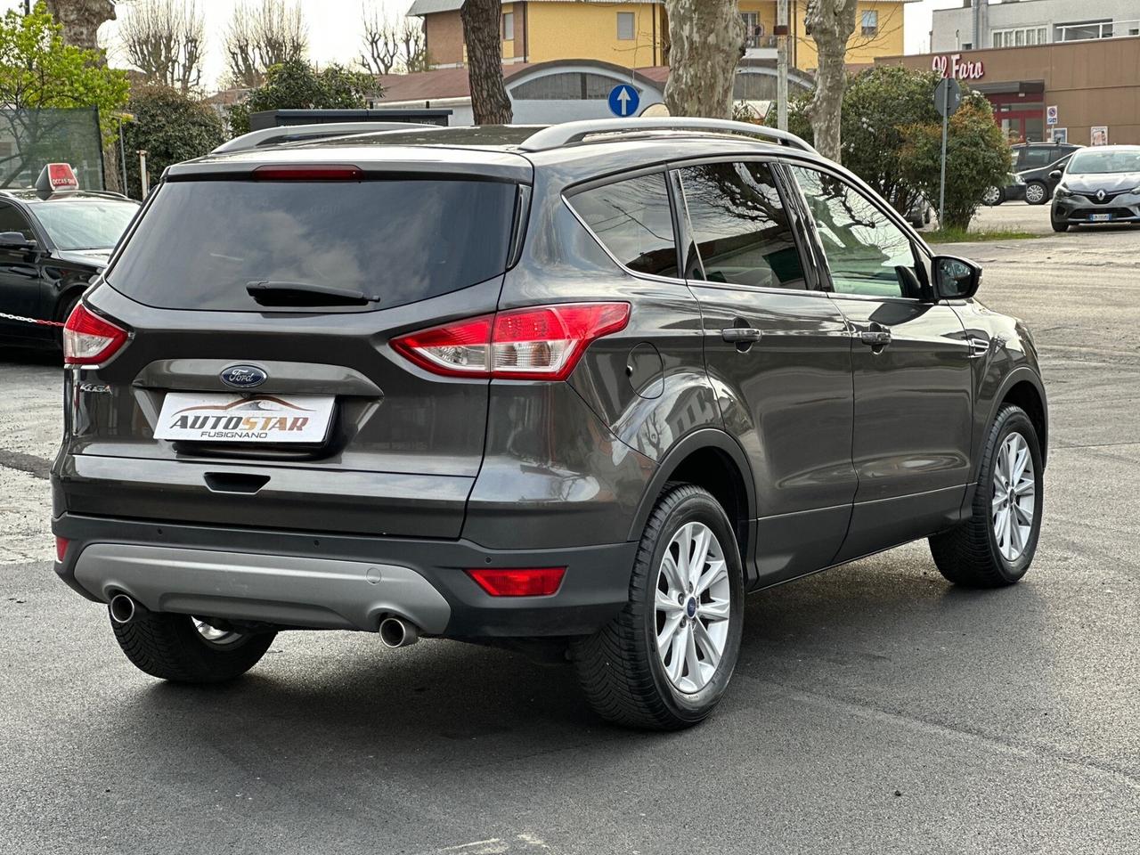 Ford Kuga 2.0 TDCI 150 CV S&S 4WD Titanium