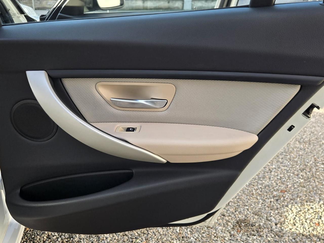 Bmw 320d xDrive Touring UNICO PROPR.