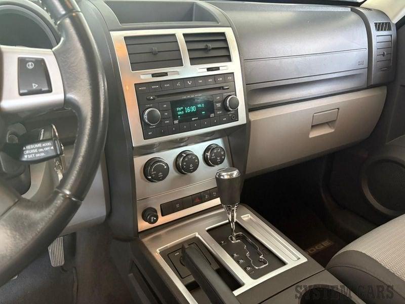 Dodge Nitro Nitro 2.8 CRD DPF R/T 4x4 - CINGHIA DI DISTRIBUZIONE RIFATTA- CAMBIO AUT.