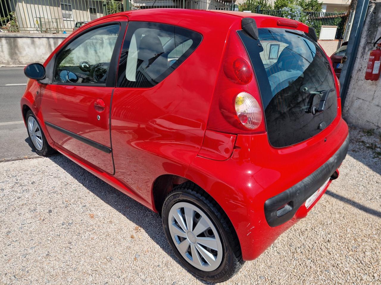 Peugeot 107 1.0 68CV 3p. Sweet Years-2008