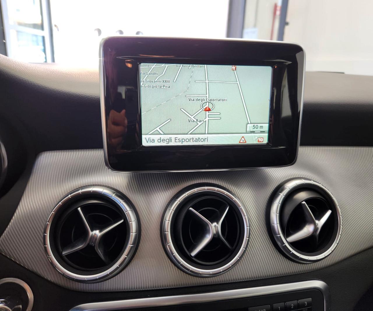 Mercedes-benz CLA 220 Automatic Premium