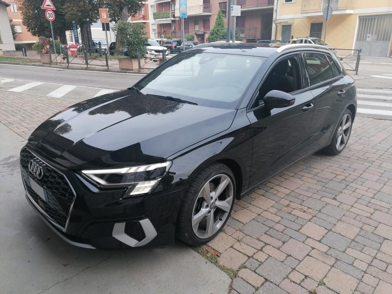 Audi A3 SPORTBACK 35 TDI S-Tronic MATRIX