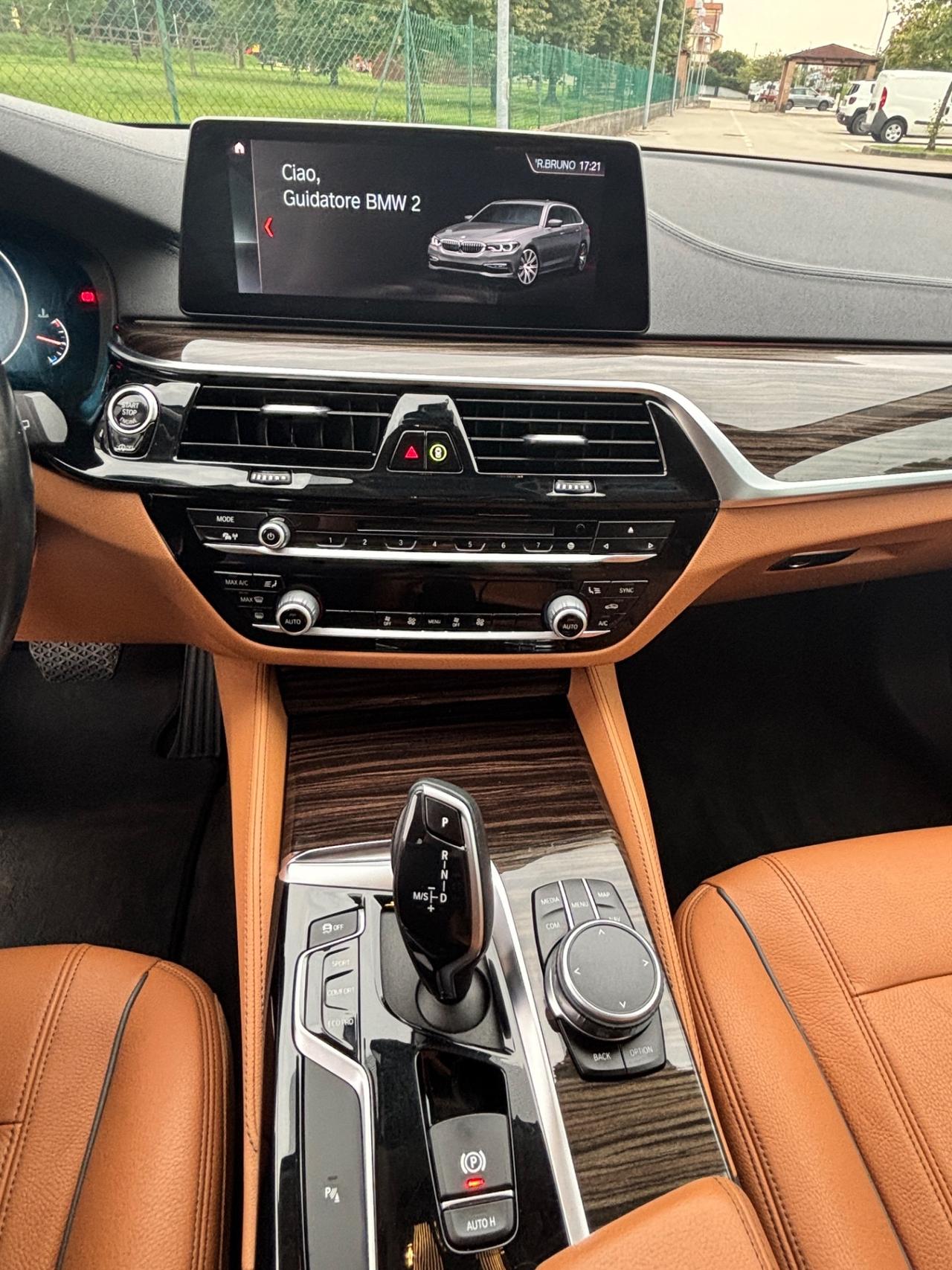 Bmw 520 520d xDrive Luxury