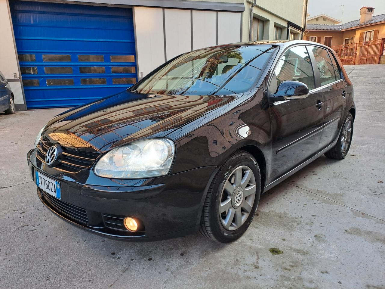 VW GOLF 2.0 TDI 140 CV DSG