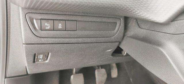 PEUGEOT 208 PureTech 82 5 porte Allure