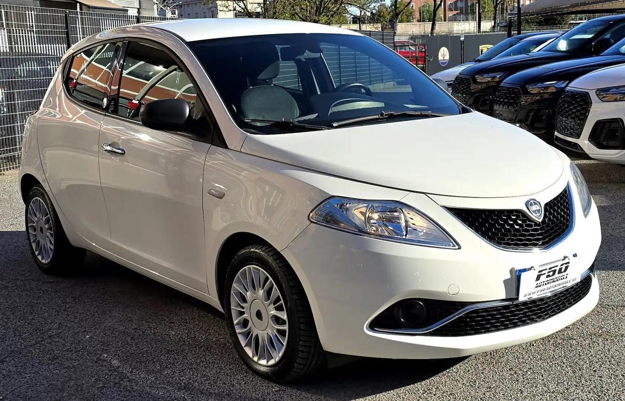 Lancia Ypsilon 1.2 69 CV 5 porte GPL Ecochic Gold