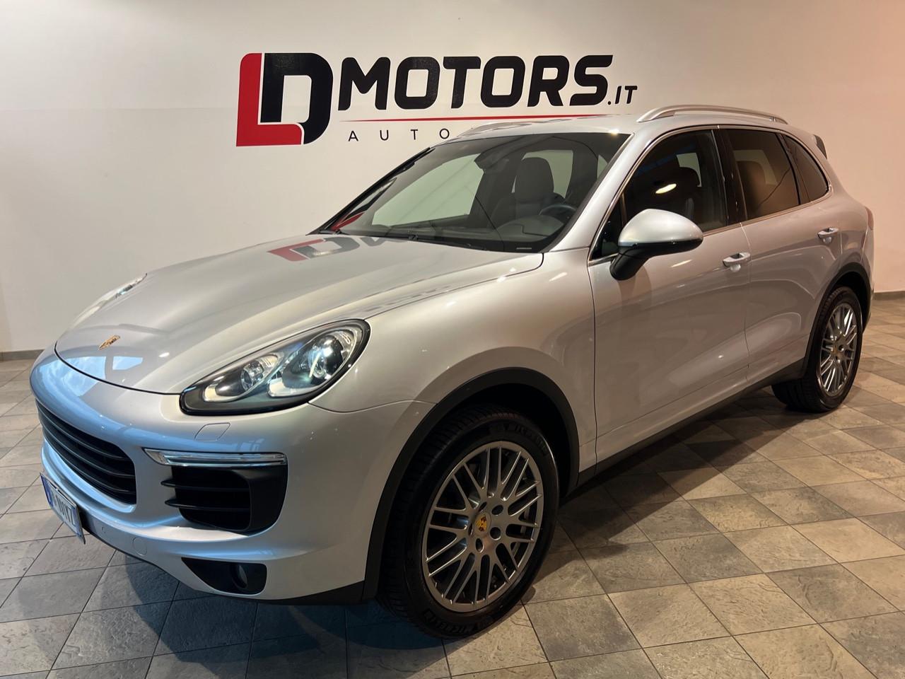 Porsche Cayenne 3.0 tiptronic