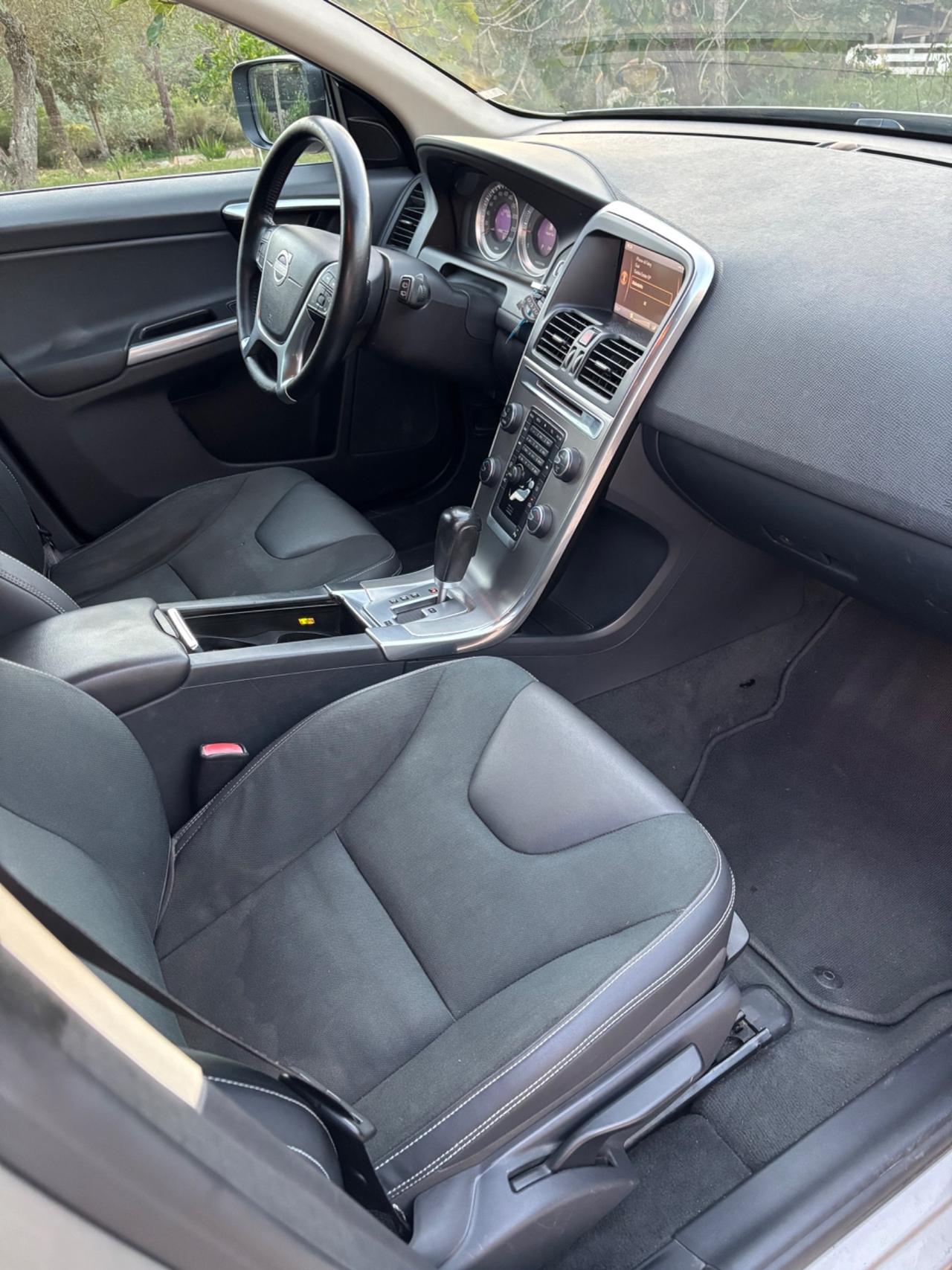 Volvo XC 60 XC60 D3 Geartronic Summum
