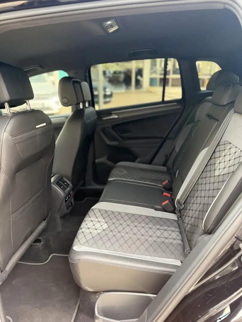 Volkswagen Tiguan 2.0 TDI 150 CV SCR DSG R-Line