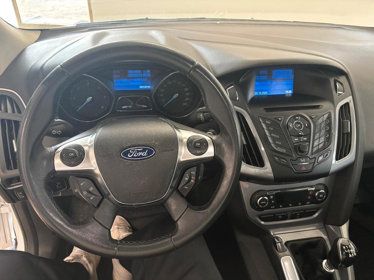 FORD FOCUS ANNO 2011 DS 1.6 ADATTA NEOPATENTATI KM 90 mila