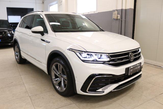 VOLKSWAGEN Tiguan 2.0 TDI DSG 4MOTION R-Line "" GANCIO TRAINO ""