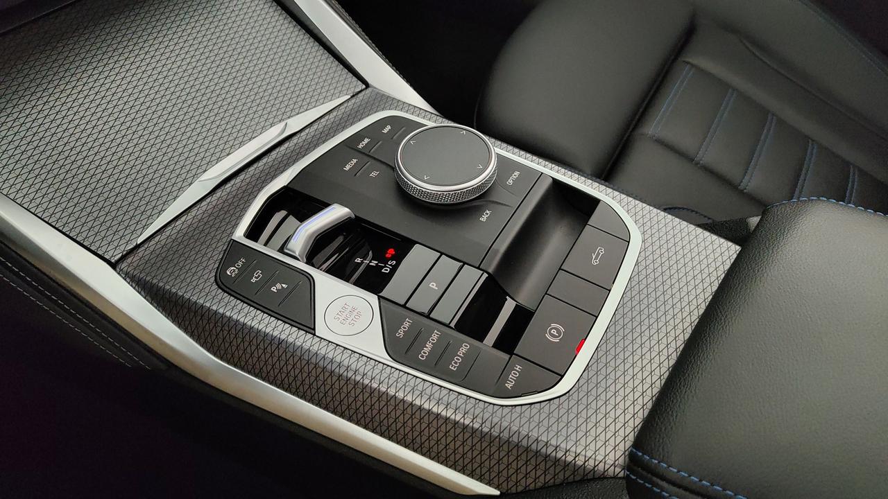 BMW Serie 4 G23 LCI 2024 Cabrio - 420d Cabrio mhev 48V MSport Pro auto