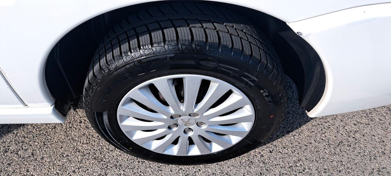 Peugeot Expert Tepee Mix 2.0 HDi 125CV FAP PL Access Vetrato