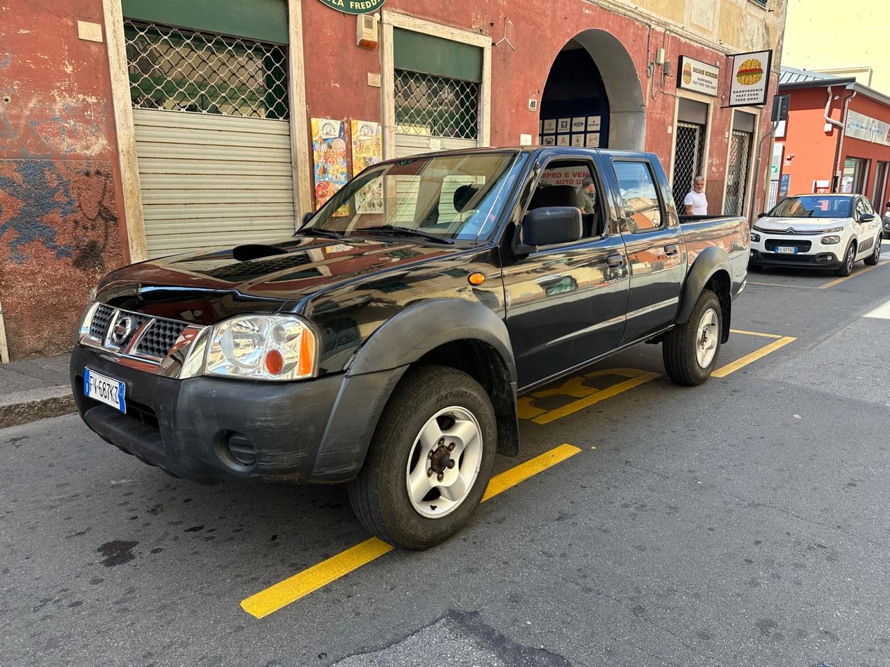 Nissan Navara 2.5 dCi 4 porte Double Cab XE