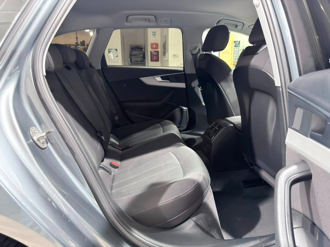 AUDI A4 AVANT 35 2.0 TDI 150CV S-TRONIC 2019