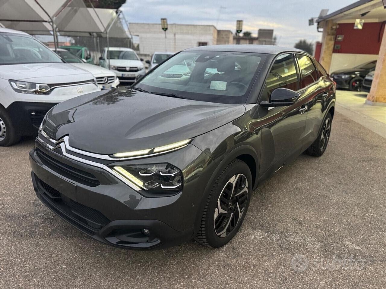 Citroen C4 BlueHDi 130 EAT8 Shine retrocam Sensori