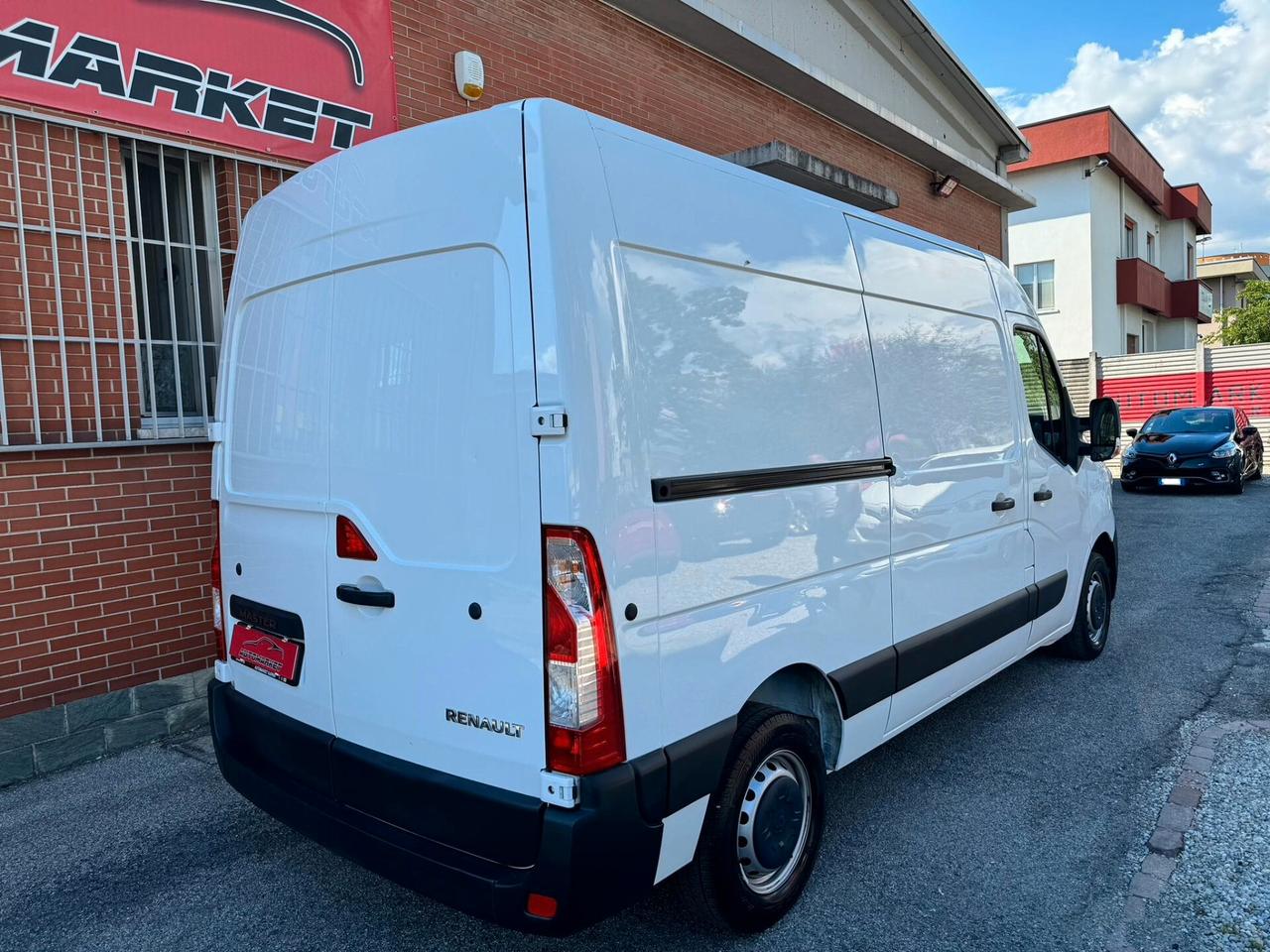 Renault Master 2.3 DCI 136CV L2H2