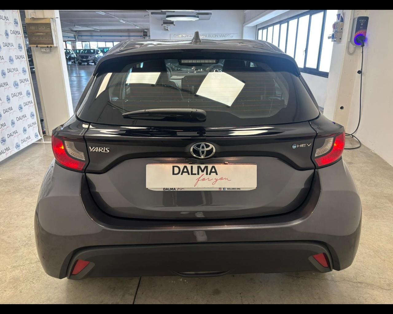 TOYOTA Yaris IV 2020 - Yaris 1.5h Active