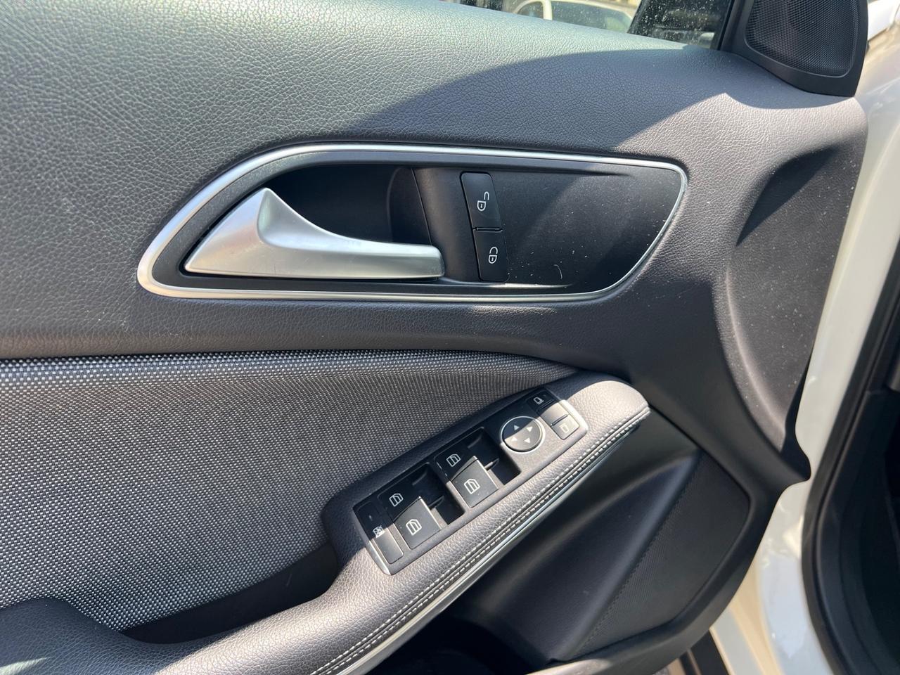 Mercedes-benz GLA 200 GLA 200 d Automatic Sport