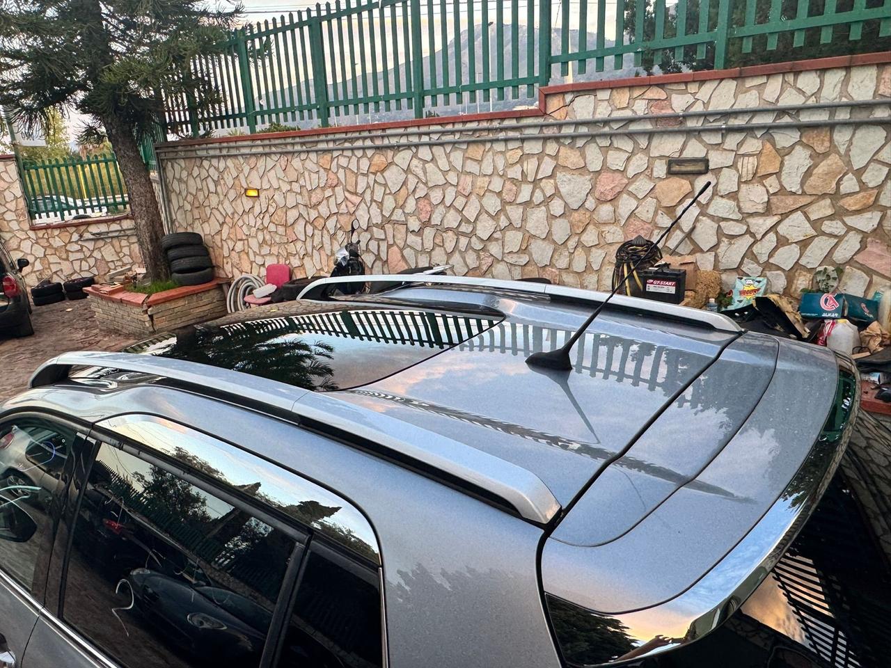 Peugeot 2008 1.6 e-HDi 115 CV Stop&Start Féline