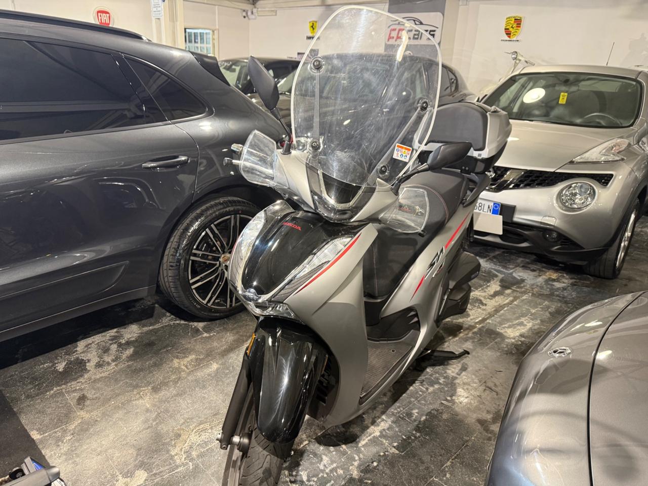 Honda SH 350 Sport