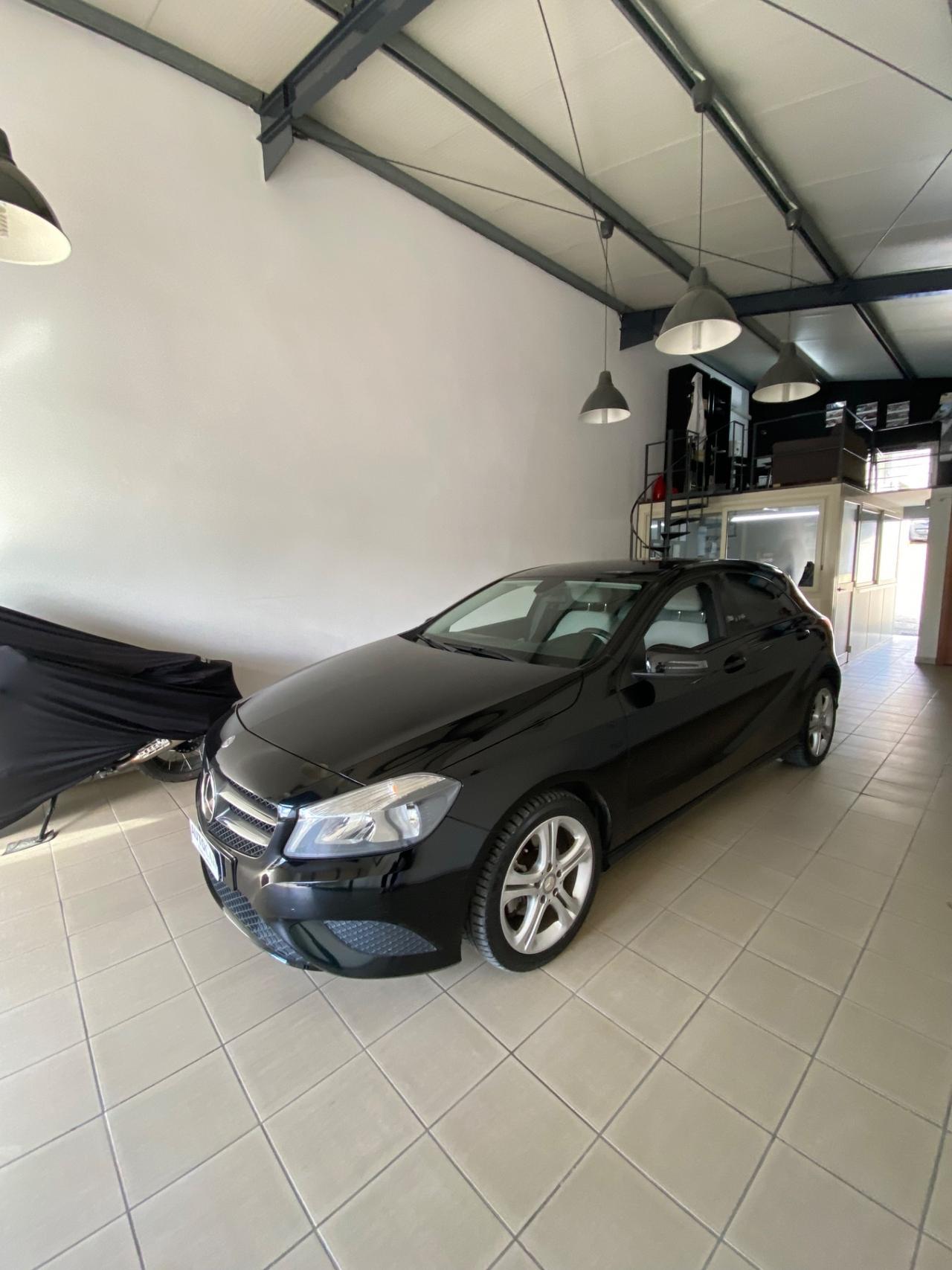 Mercedes-benz A 180 BlueEFFICIENCY Sport