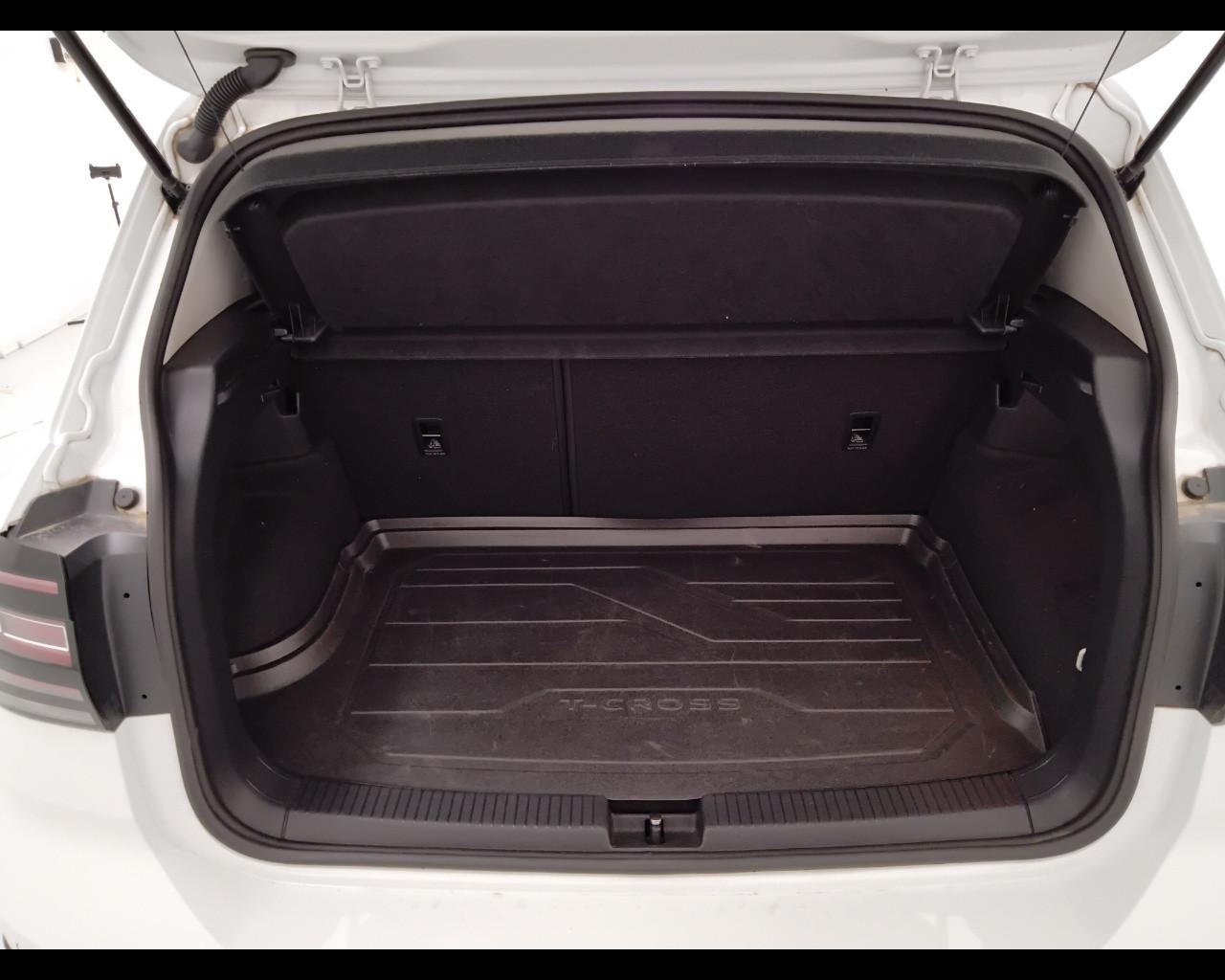 VOLKSWAGEN T-Cross 2019 - T-Cross 1.0 tsi Advanced 110cv