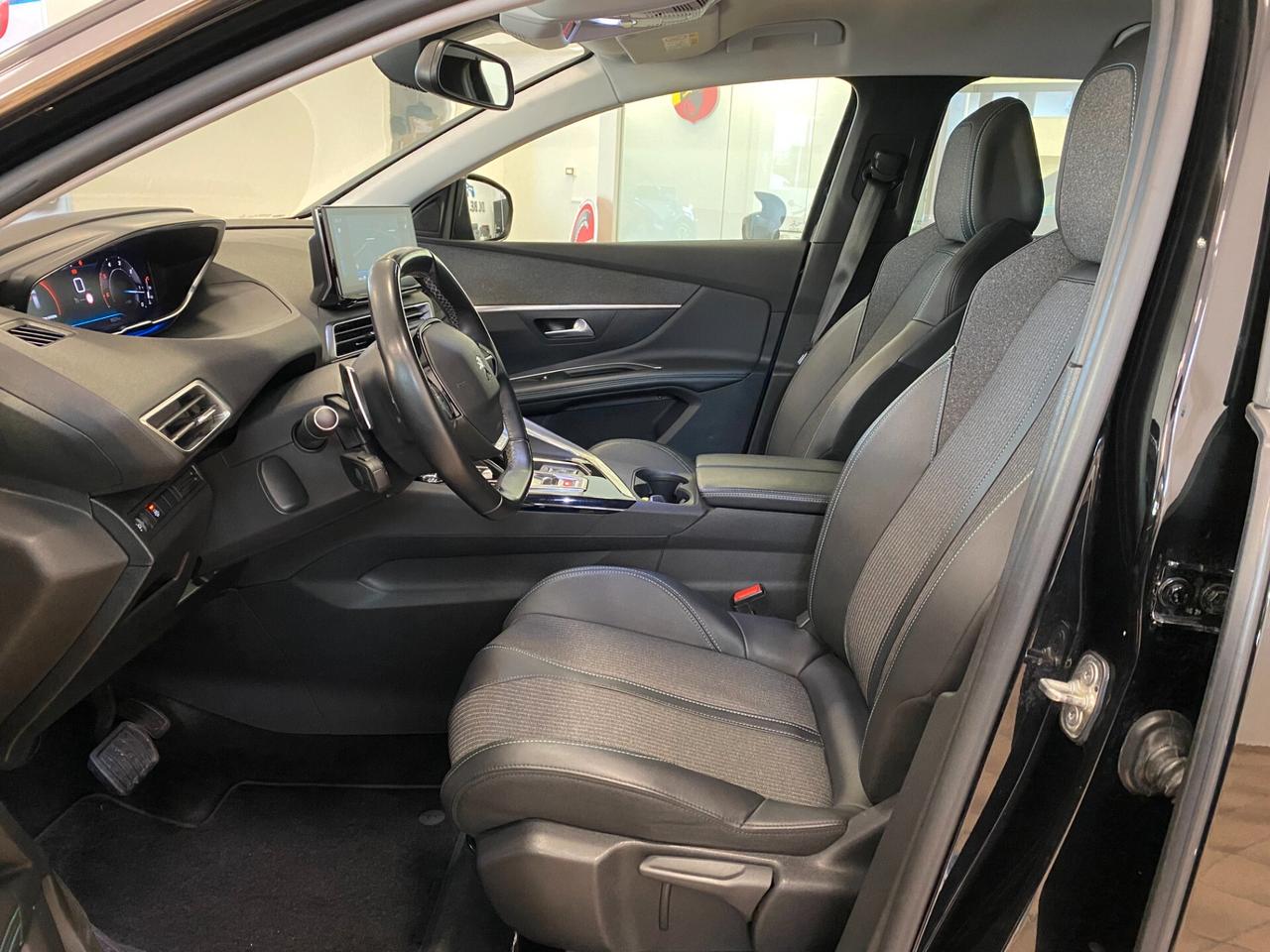 Peugeot 3008 BlueHDi 130 S&S EAT8 Allure Pack