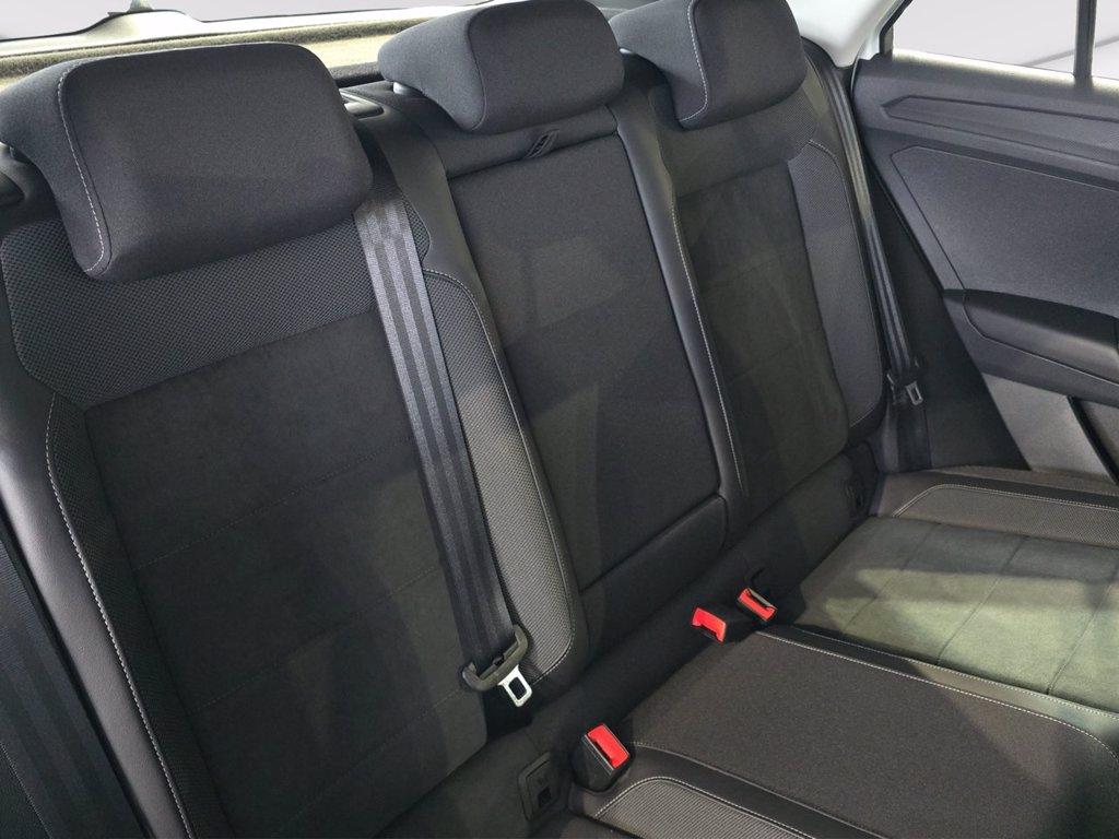 VOLKSWAGEN T-roc 1.5 tsi style dsg del 2023