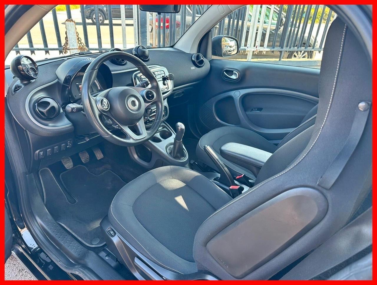Smart ForTwo 70 1.0 Passion total black