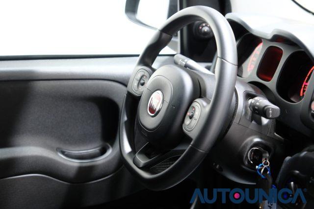 FIAT Panda 1.0 CITY LIFE S&S HYBRID NEOPATENTATI