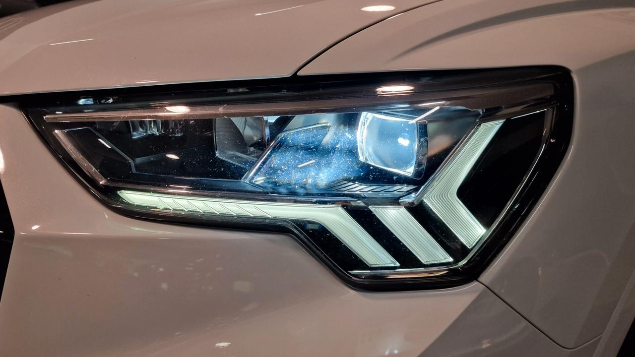 Audi Q3 35 TDI S tronic line edition