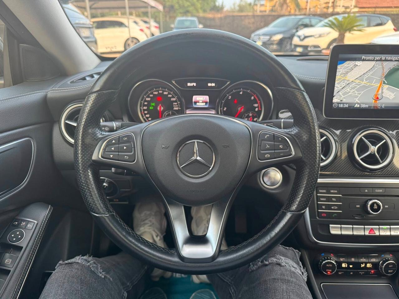 Mercedes-benz CLA 200 d Automatic Premium