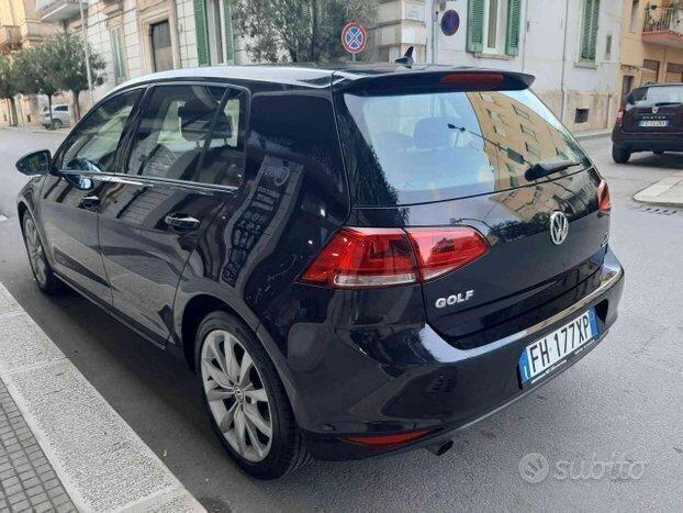 VOLKSWAGEN Golf 1.6 TDI 110CV DSG Executive Blue