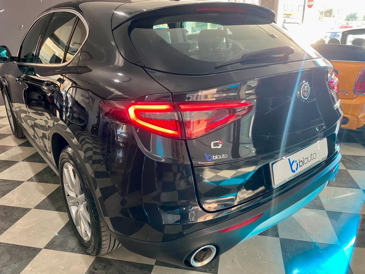 Alfa Romeo Stelvio 2.2 Turbodiesel 210 CV AT8 Q4 Executive-2017