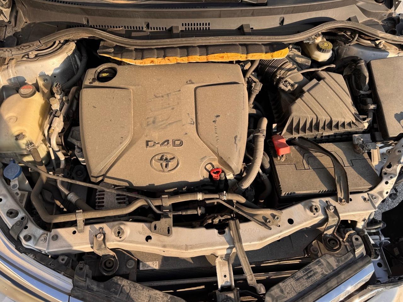 Toyota Auris 1.6 D-4D Lounge AUTO INCIDENTATA