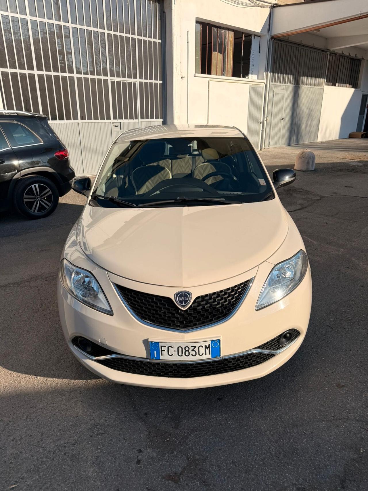 Lancia Ypsilon 1.2 69 CV 5 porte GPL Ecochic Gold